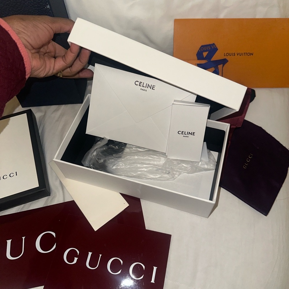 Luxury Designer Gift Boxes - Picture 5 of 9